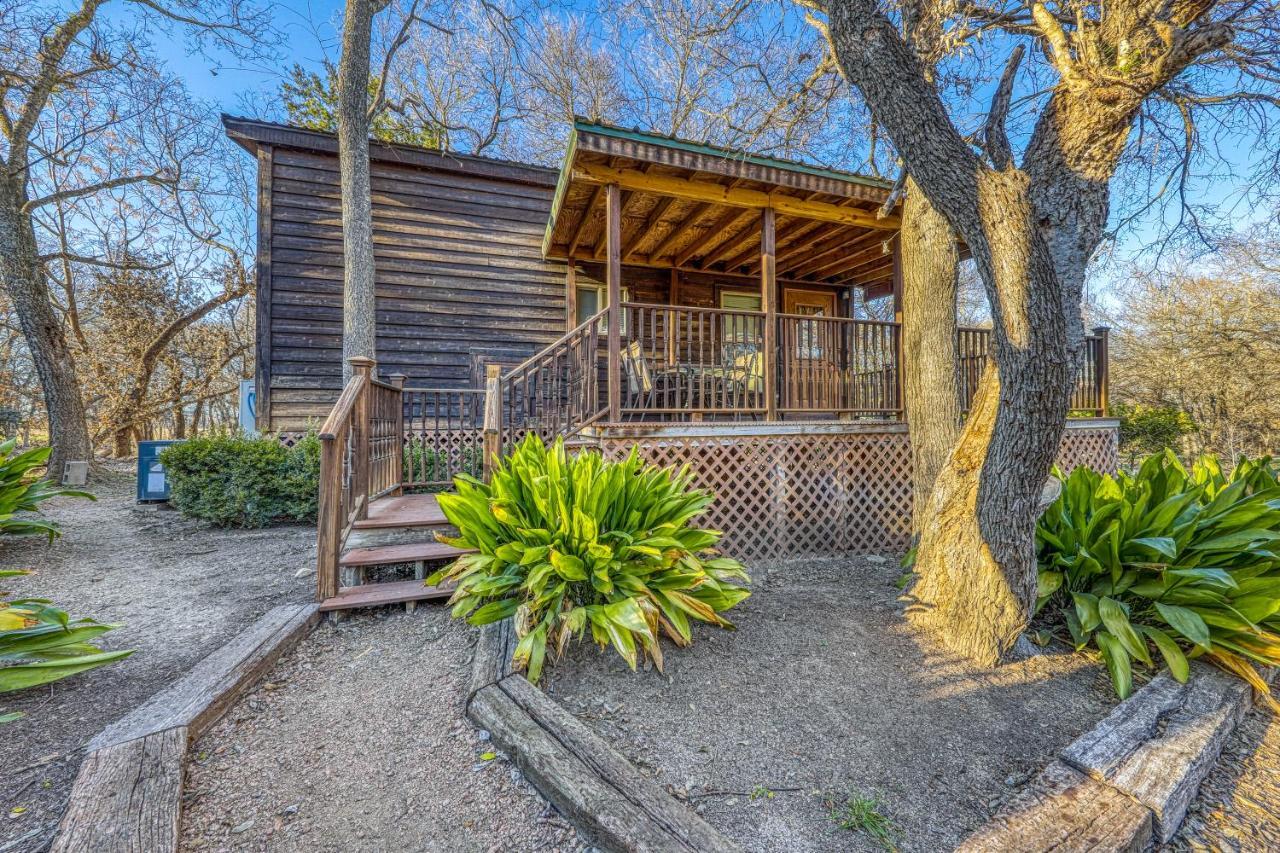 The Pecan @ Mendelbaum Winery Guest Cabins Villa Fredericksburg Dış mekan fotoğraf