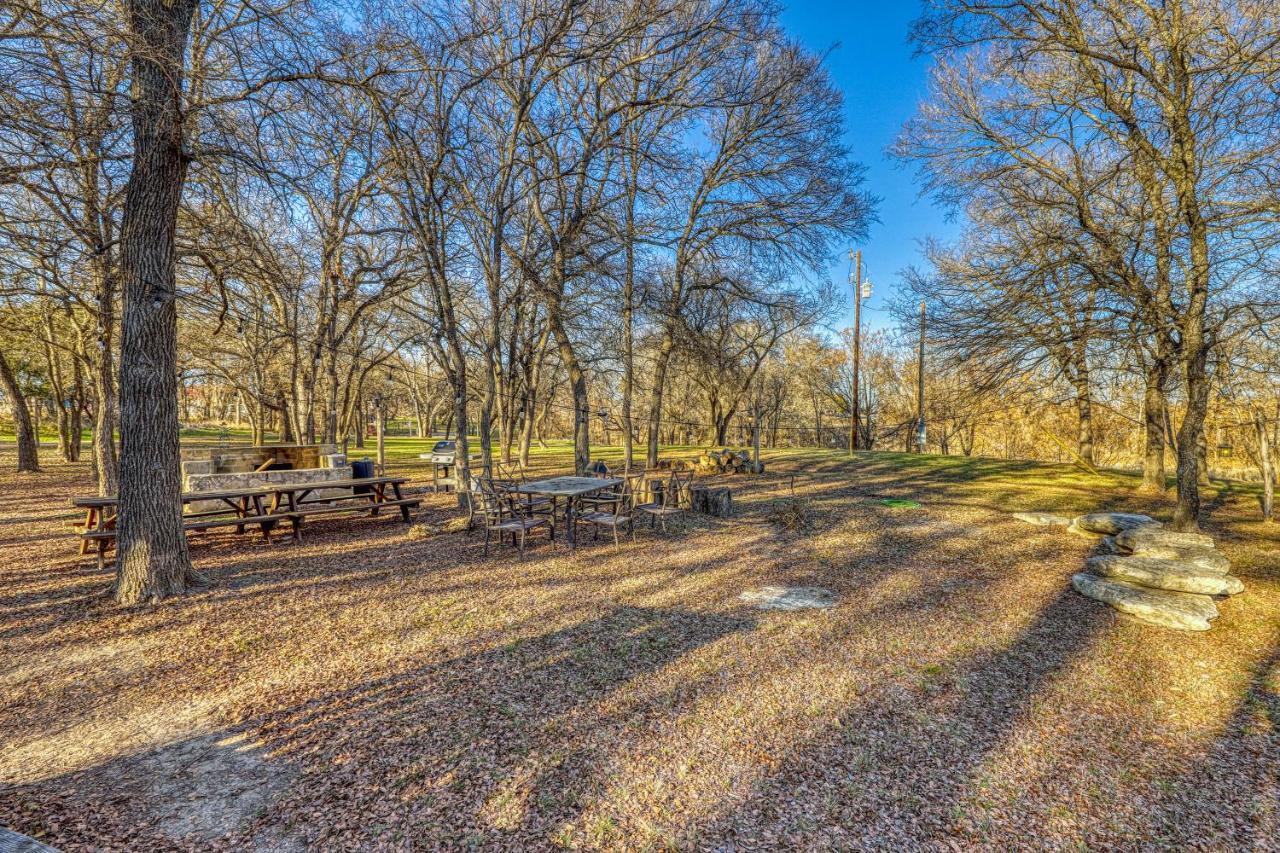 The Pecan @ Mendelbaum Winery Guest Cabins Villa Fredericksburg Dış mekan fotoğraf