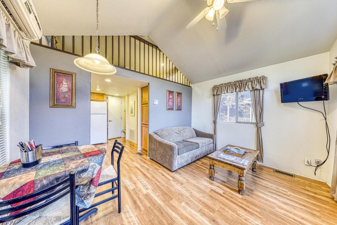 The Pecan @ Mendelbaum Winery Guest Cabins Villa Fredericksburg Dış mekan fotoğraf